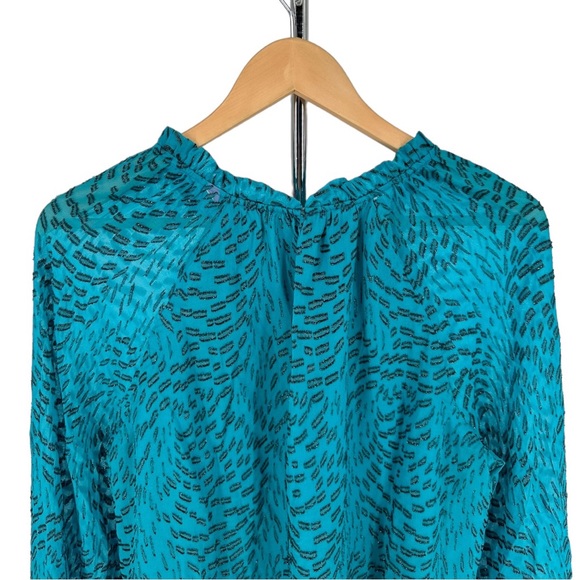 Lilly Pulitzer Caline Silk Top in Teal Clip Long Sleeve size Large NWT - Picture 8 of 14